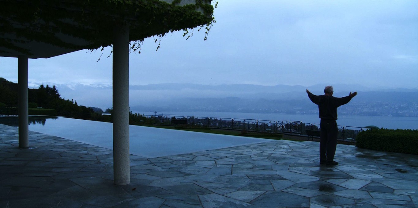 Le leader, le Super 8 et la Croisette