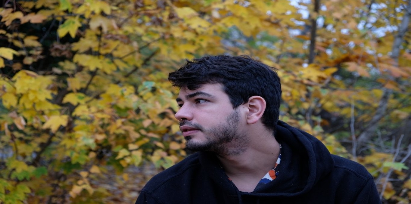 Image de couverture Theo Montoya