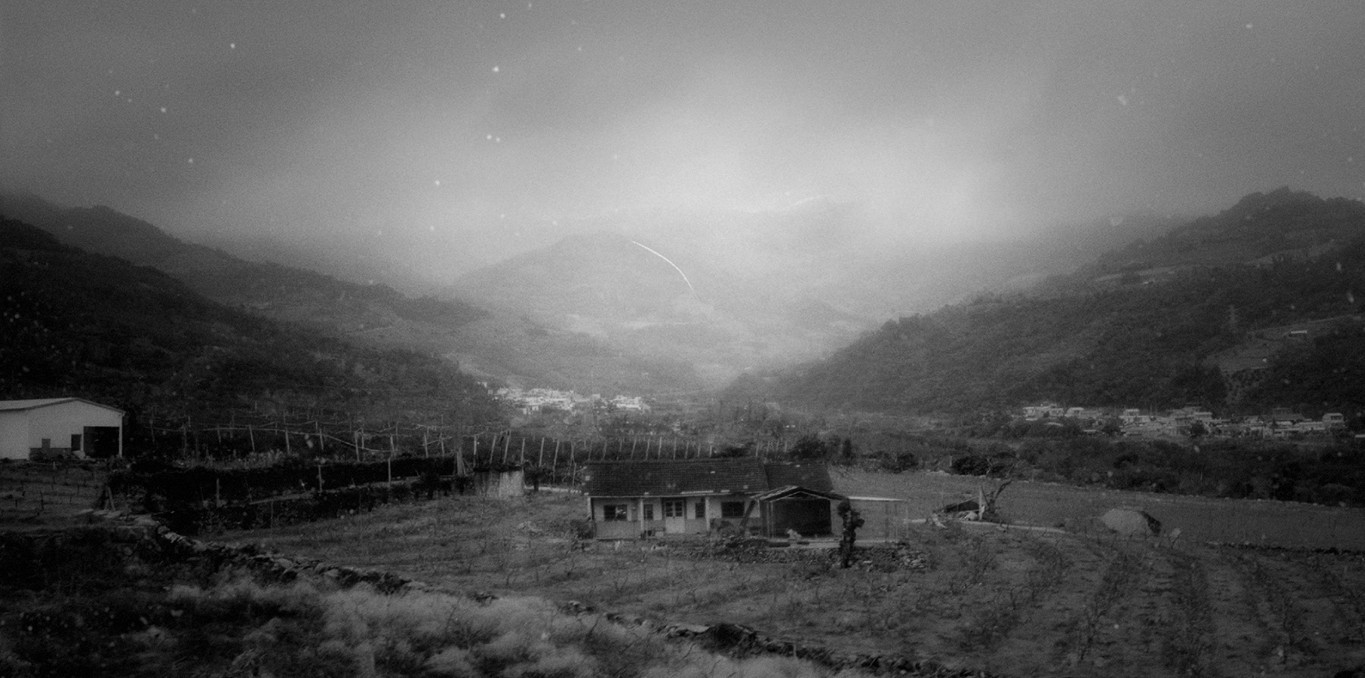 Couverture du documentaire Last Year When the Train Passed by