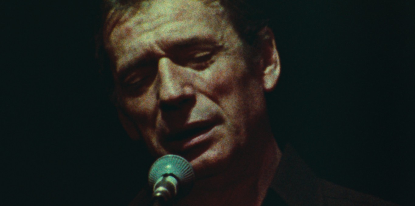 Couverture du documentaire La Solitude du chanteur de fond