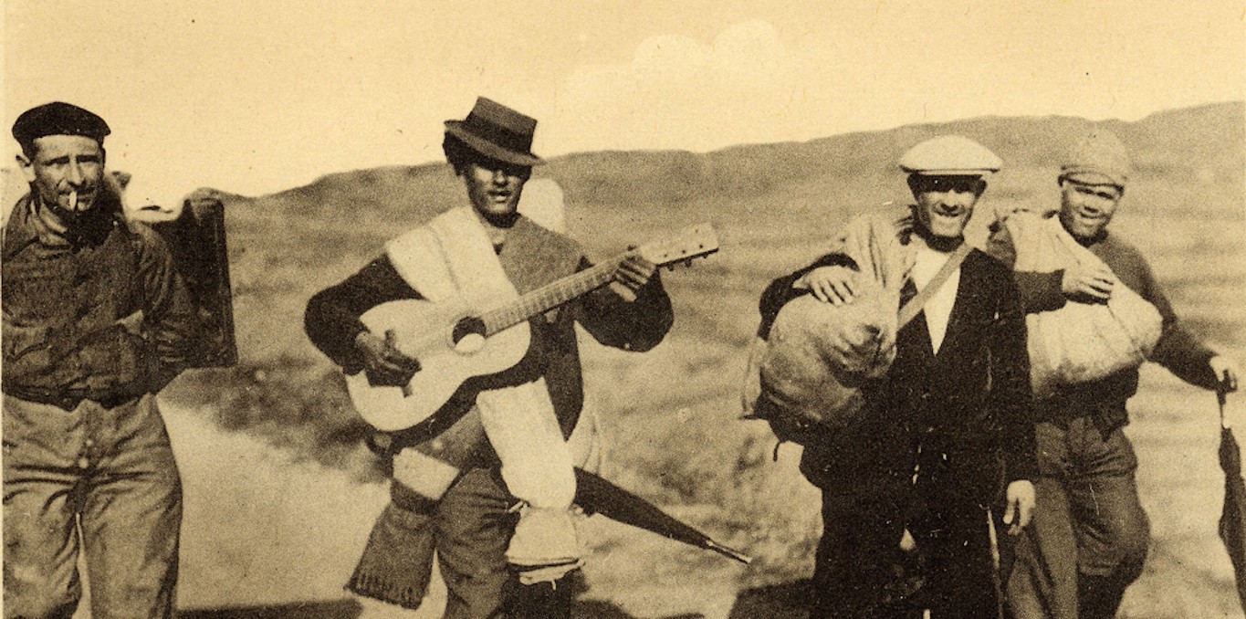 Couverture du documentaire No pasarán, album souvenir