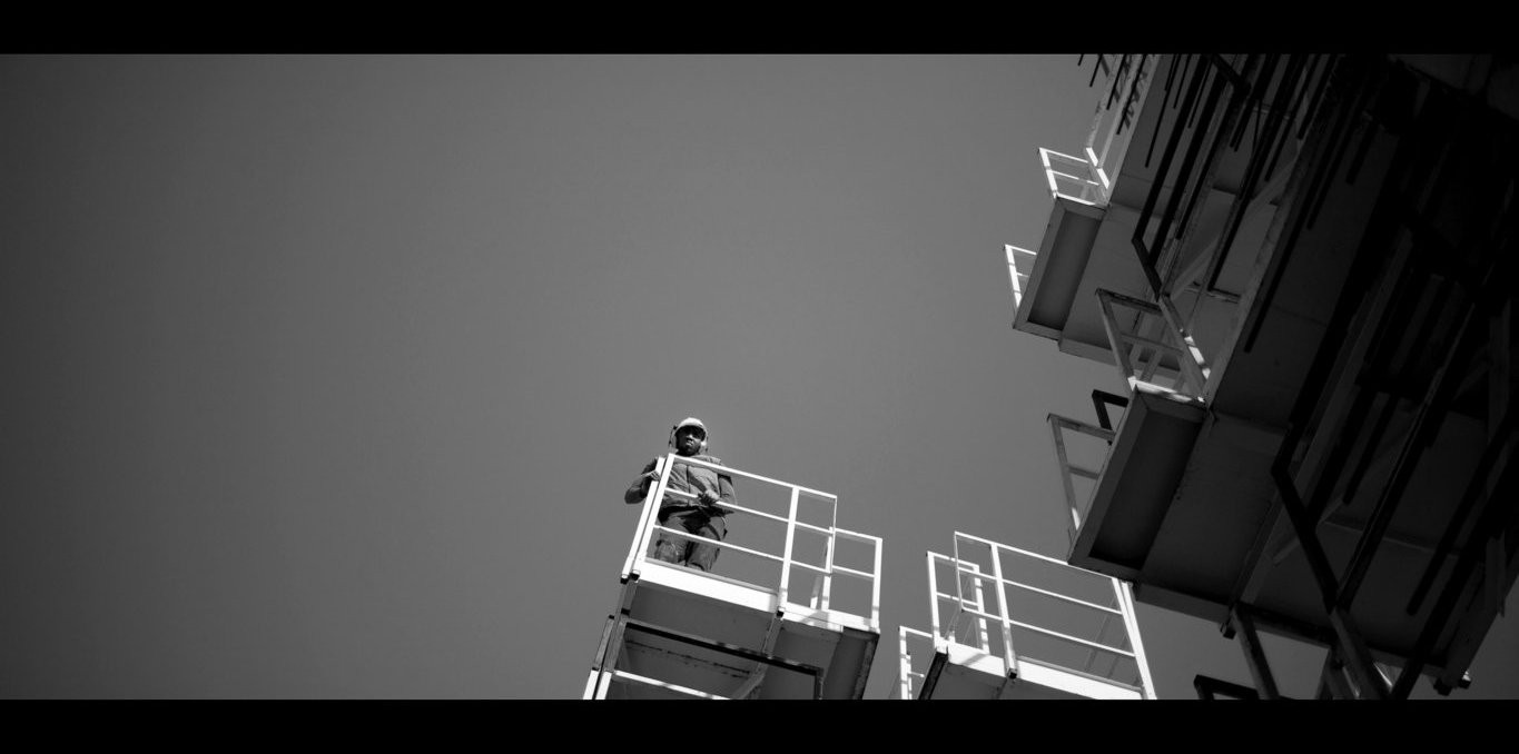 Couverture du documentaire Quelque chose de grand