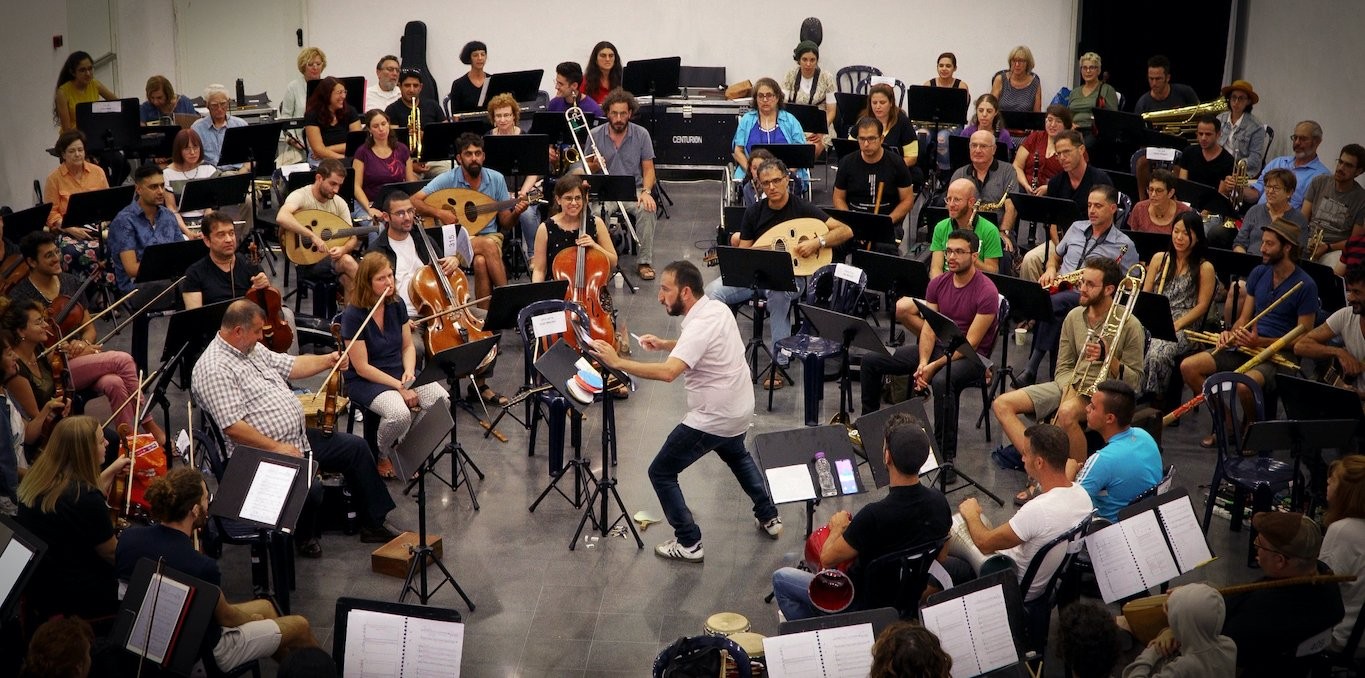 That Orchestra With the Broken Instruments