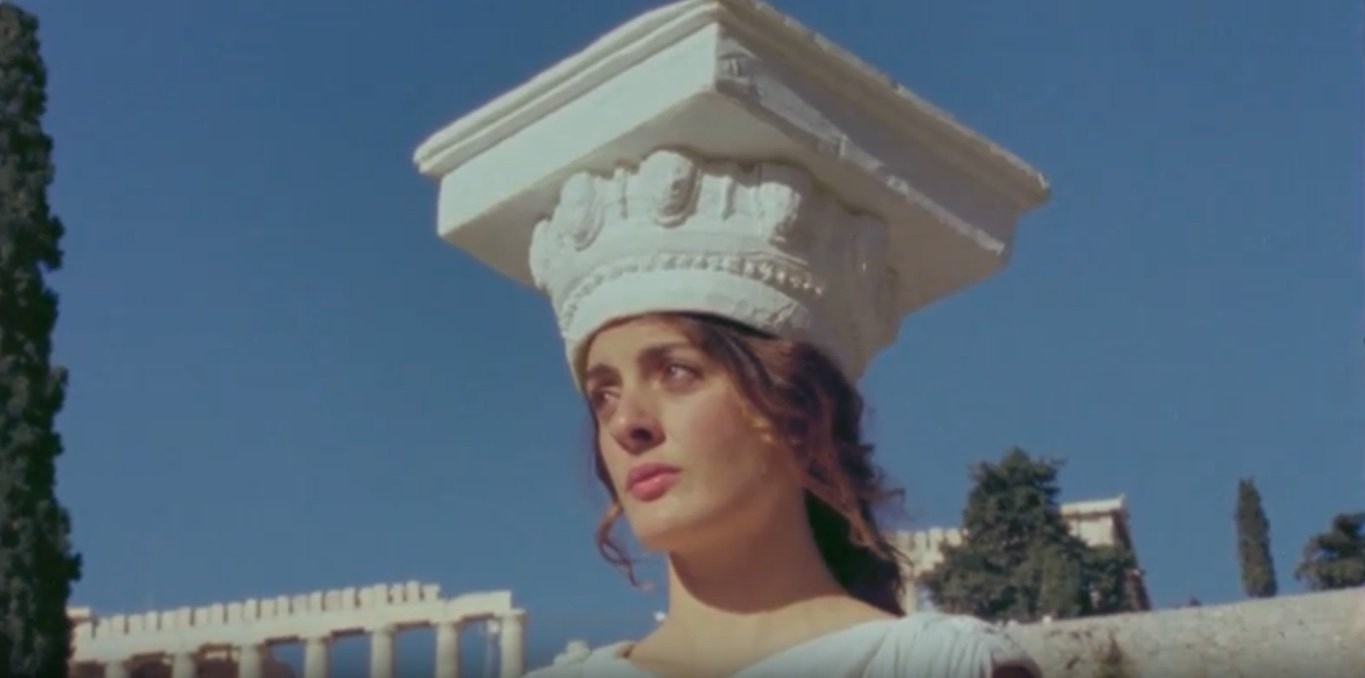 Ce qu'on demande &agrave; une statue c'est qu'elle ne bouge pas